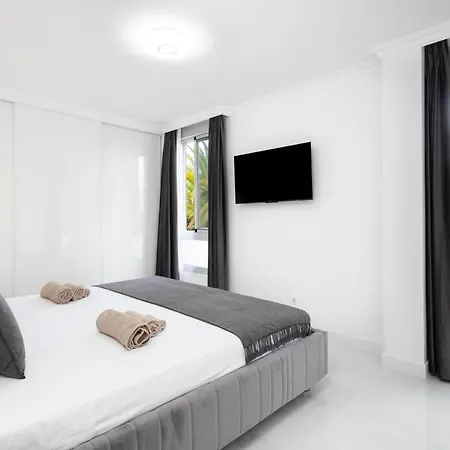 Apartamento Clara Los Cristianos  Exterior photo